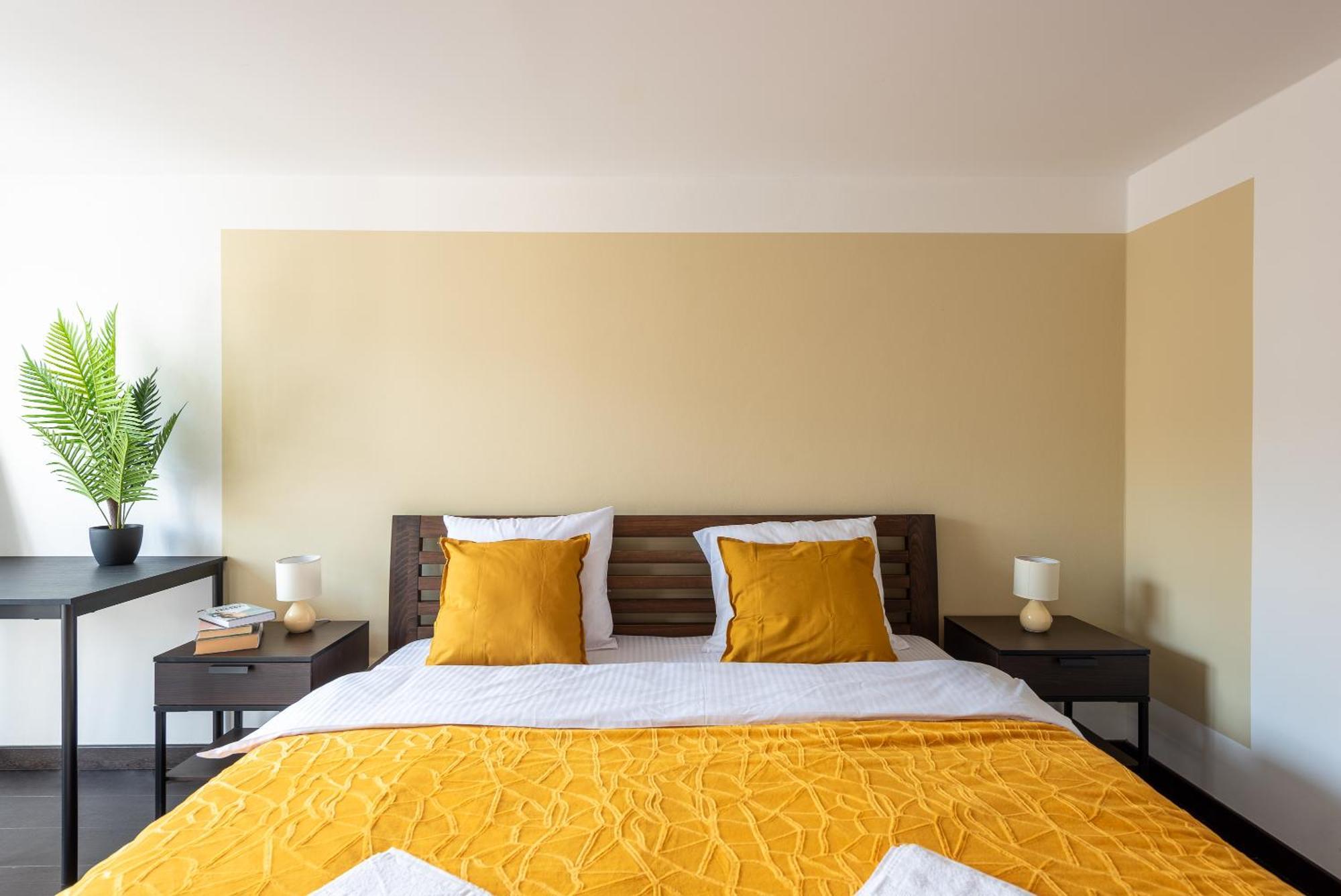 Apartments With Large Balcony, Parking Prague Ngoại thất bức ảnh
