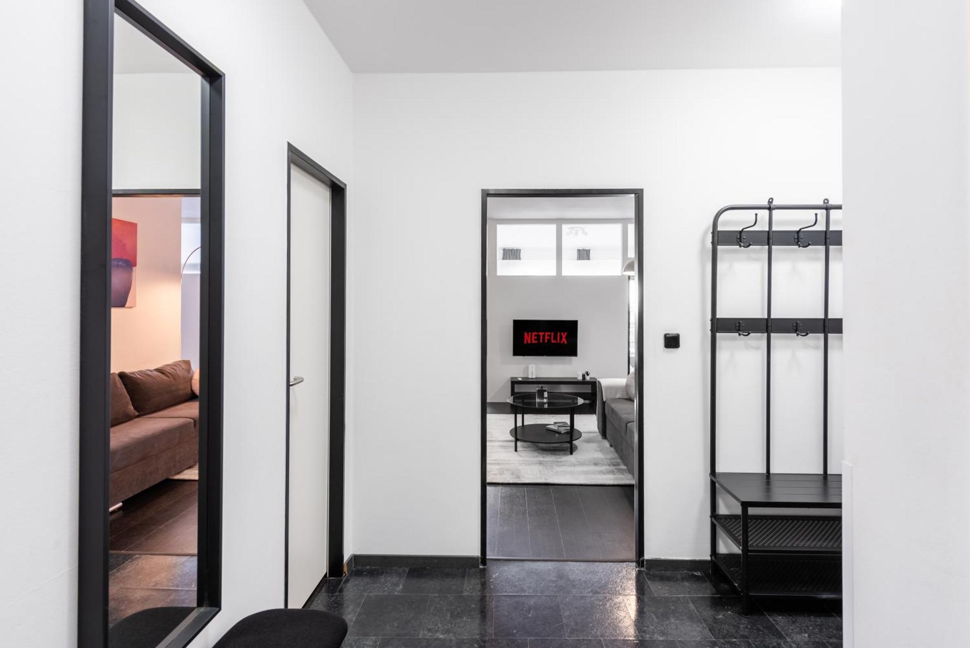 Apartments With Large Balcony, Parking Prague Ngoại thất bức ảnh