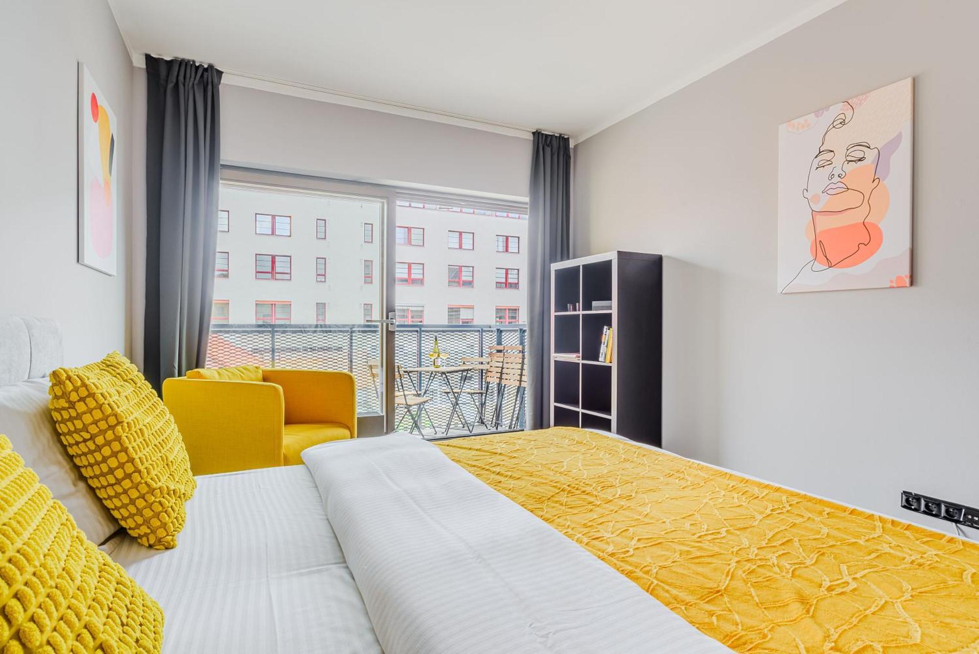 Apartments With Large Balcony, Parking Prague Ngoại thất bức ảnh